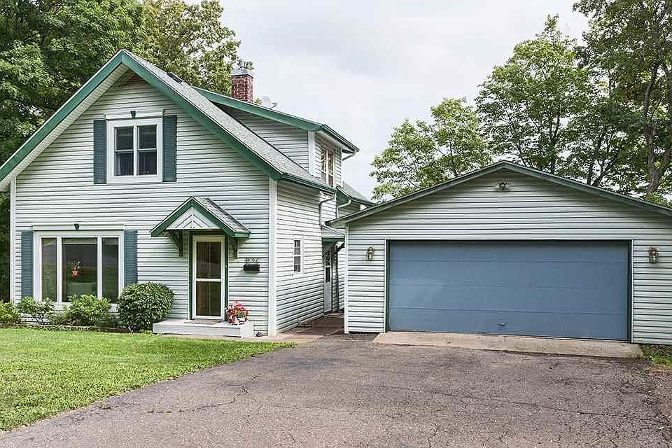 2nd image of 1526 Fern Ave