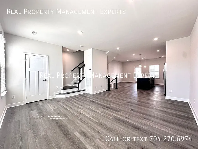 1410 Newell Towns Ln — Photo 9