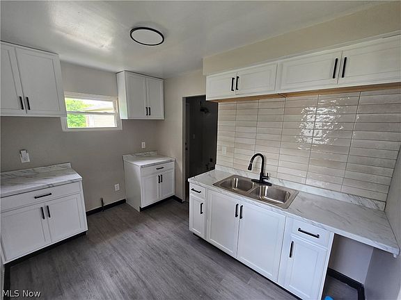 5th image of 4308 E 143rd St