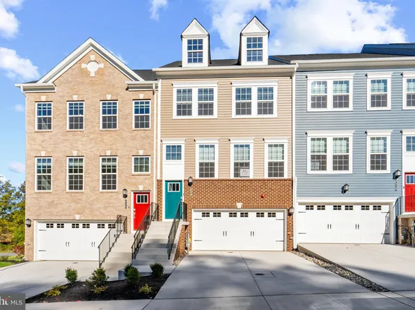 518 Downswing Rd, Baltimore, MD 21208