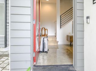 620 10th Ave E #620E, Seattle, WA
