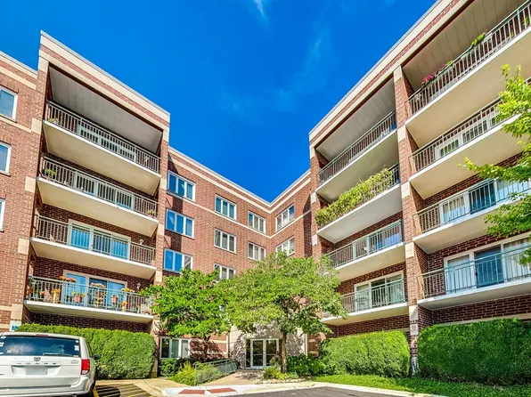 5225 N Riversedge Ter APT 514, Chicago, IL 60630