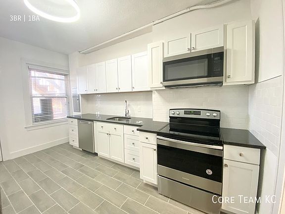 4th image of 504 Gladstone Blvd #14