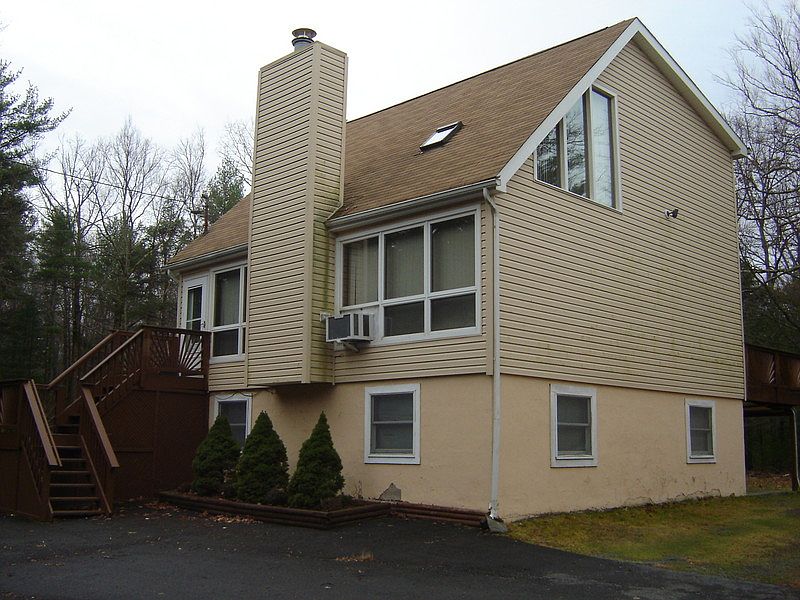 2nd image of 162 E Mulberry Dr