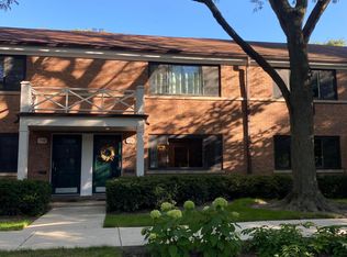 728 Dodge Ave, Evanston, IL 60202