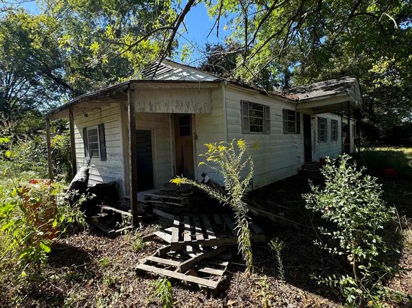 109 S Olive St, Altheimer, AR 72004