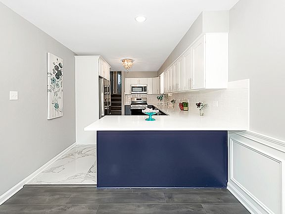 3rd image of 262 Cornell Ave
