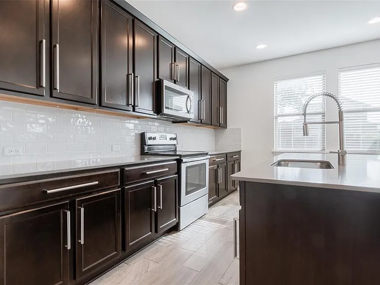 1333 Terrace Vw — Photo 15