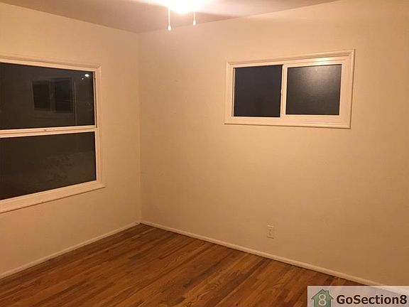 3rd image of 18133 Roscoe Blvd #4