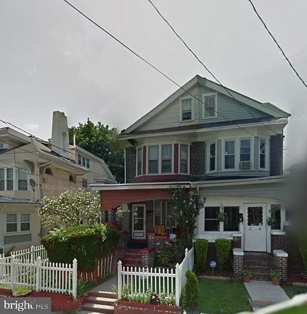 1st image of 28 Bryn Mawr Ave