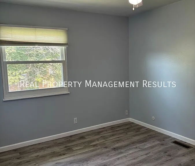 4208 Spring Valley Rd — Photo 8