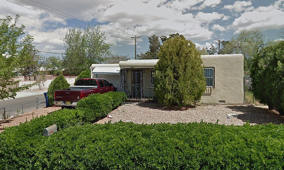 1st image of 1400 Buena Vista Dr SE