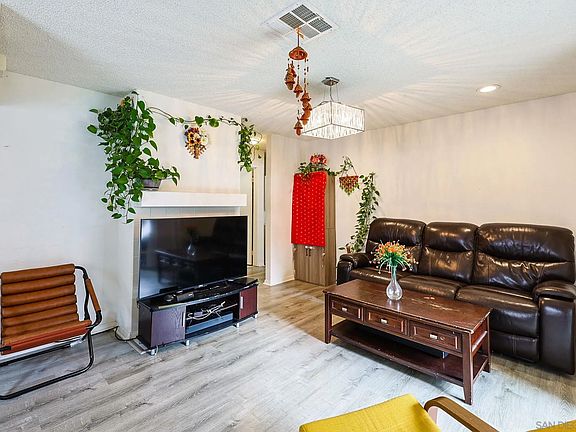 3rd image of 10894 Aderman Ave APT 191