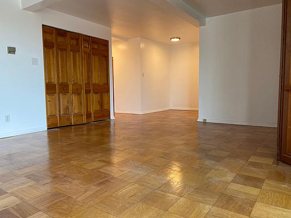 5th image of 1601 18th St NW APT 904
