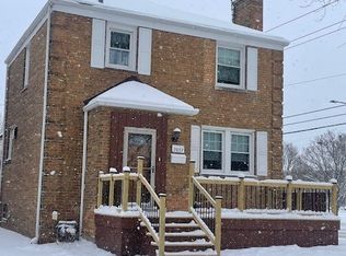 9857 S Hamlin Ave, Evergreen Park, IL 60805