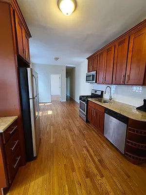 Rented by Point NYC | media 6