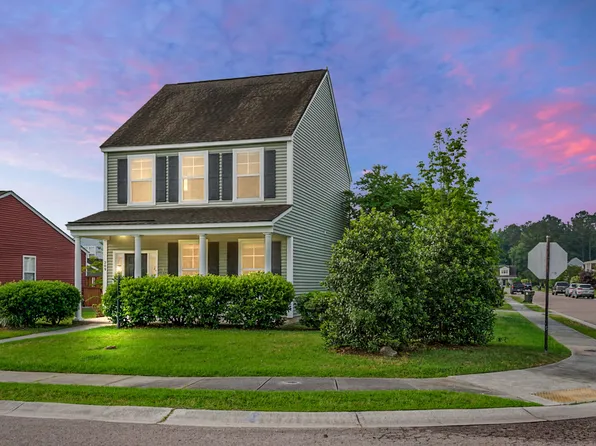 209 Killarney Trl, Moncks Corner, SC 29461