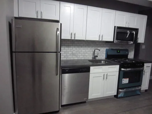 Rented by Bohemia Realty Group | media 48