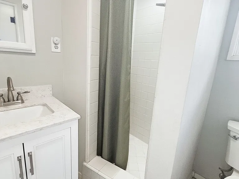 1580 E Via Verde St — Photo 8