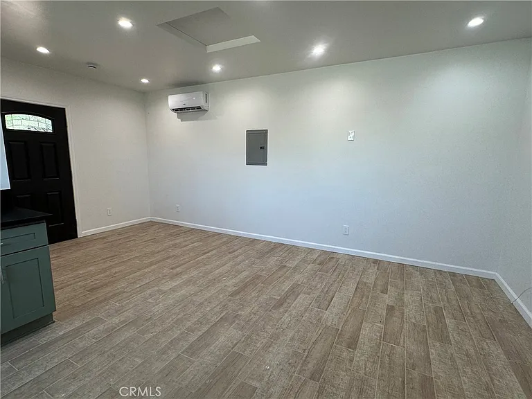 1224 E Workman Ave — Photo 6