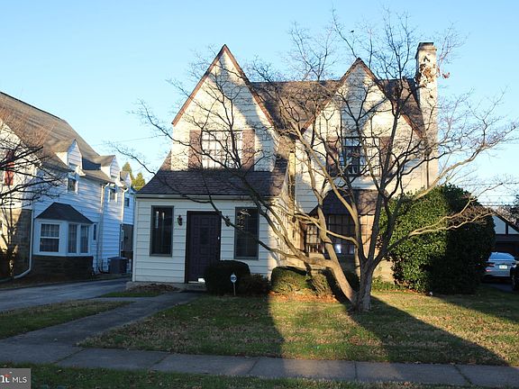 2nd image of 1045 Lindale Ave