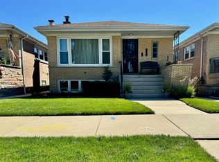 6117 W 64th St, Chicago, IL 60638