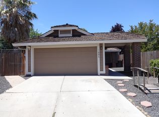 7801 Gadsby Ct, Elk Grove, CA 95758