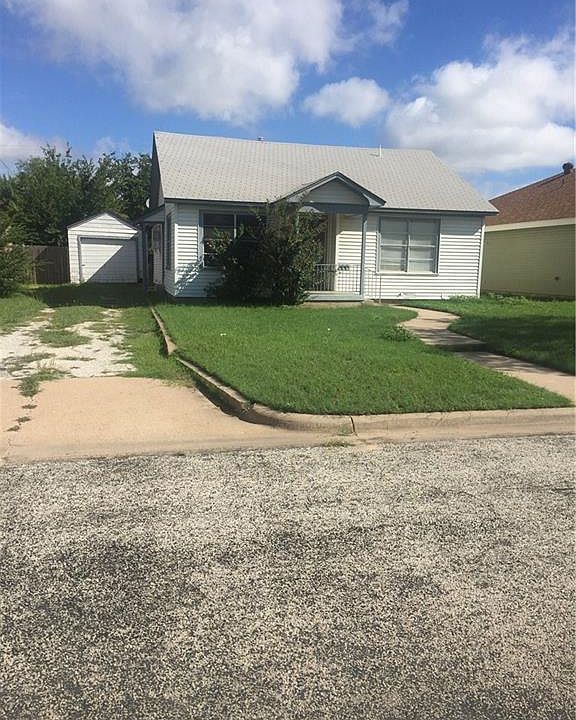 1st image of 718 N 14th St