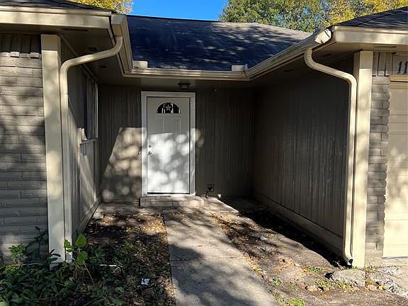 2nd image of 11843 Ironstone Ct