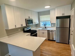 2750 Lauretta Pl #1S, Highland Park, IL 60035