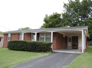 228 Trousdale Ave, Gallatin, TN 37066
