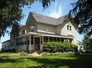 2186 Quail Trap Rd, Caledonia, IL 61011