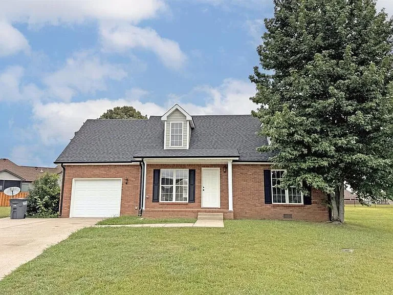 289 Ballygar Ct — Photo 1