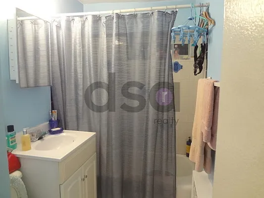 Rented by DSA Realty | media 47