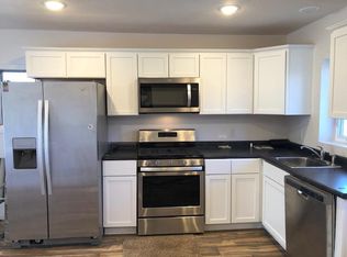 1582 Canary Ln, Mound, MN 55364