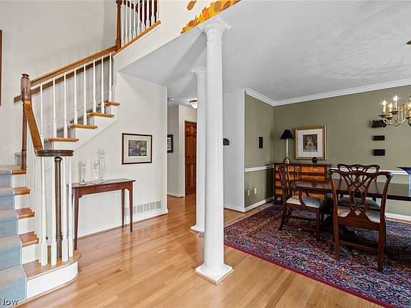 4th image of 5318 New Haven Ct