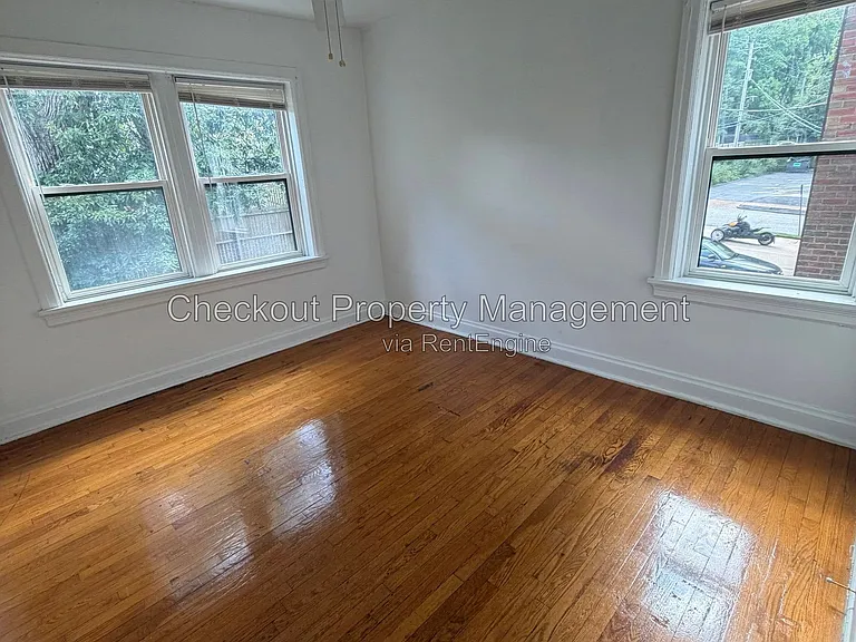 7338 Forsyth Blvd #206 — Photo 12