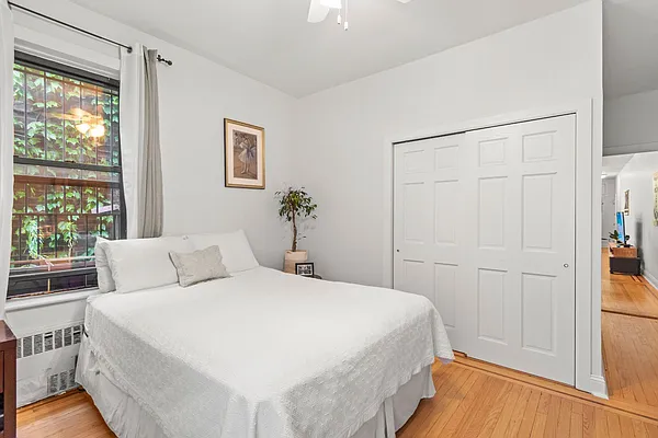 Sold by HomeDax Real Estate | media 12