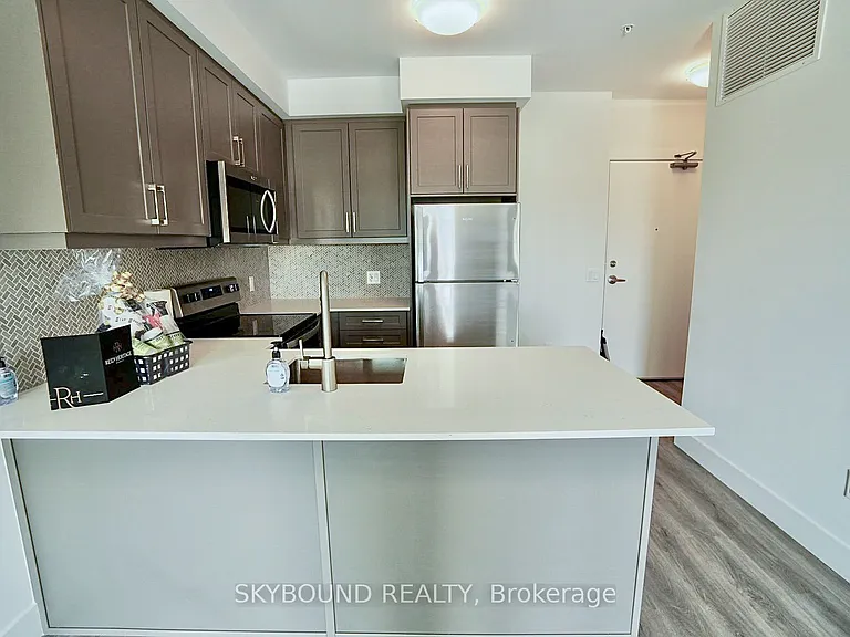 1000 Lackner Pl #411 — Photo 15