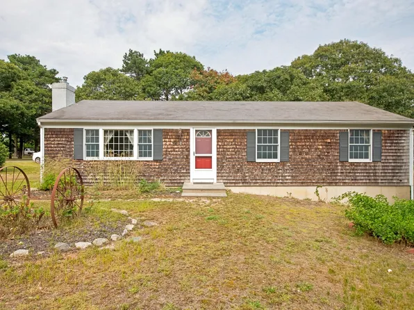2 Oyster Road, South Dennis, MA 02660