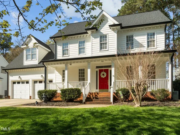 317 Flatrock Ln, Holly Springs, NC 27540