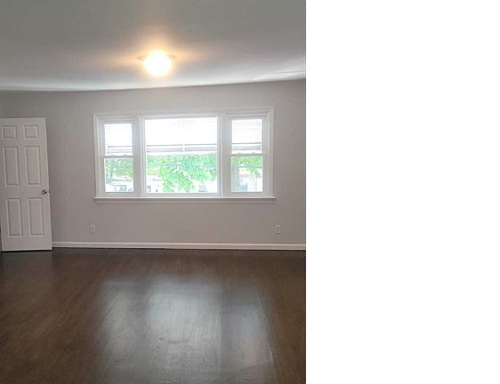 4th image of 128 Columbia Ave #2