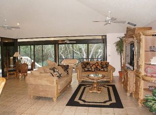 2 Mahogany Ln, Key Largo, FL 33037