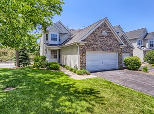1120 Lillian Ln, West Chicago, IL 60185