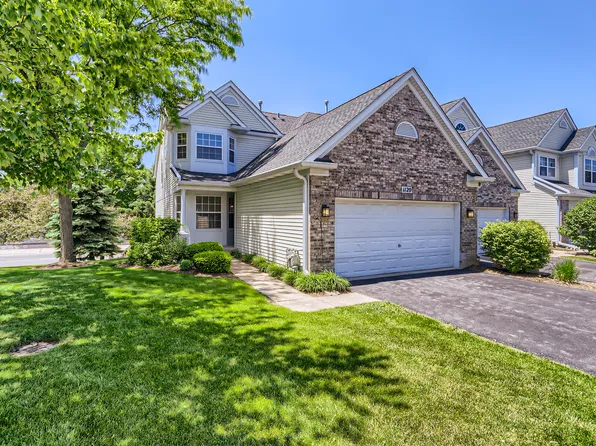 1120 Lillian Ln, West Chicago, IL 60185