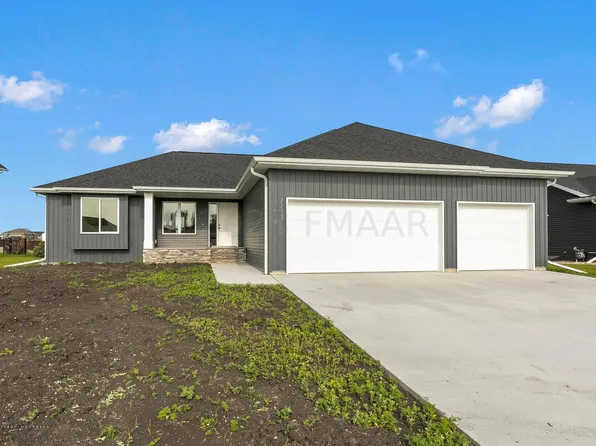 7733 Firefly Ln, Horace, ND 58047