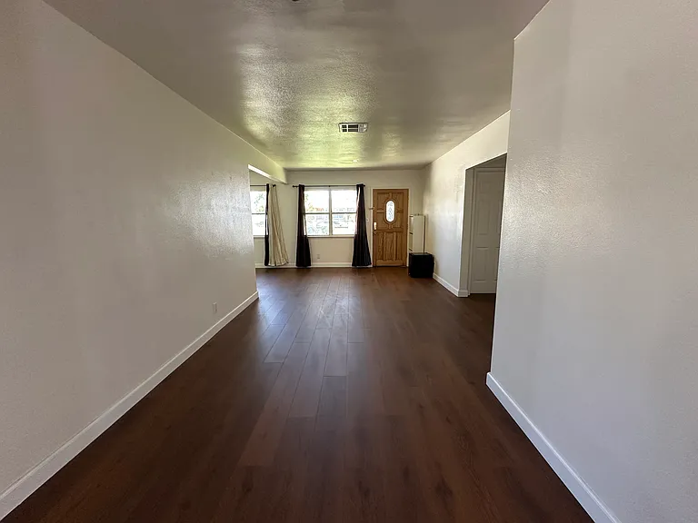 12776 Ross Ave — Photo 8