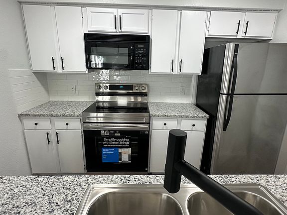 2nd image of 12480 Abrams Rd APT 2723