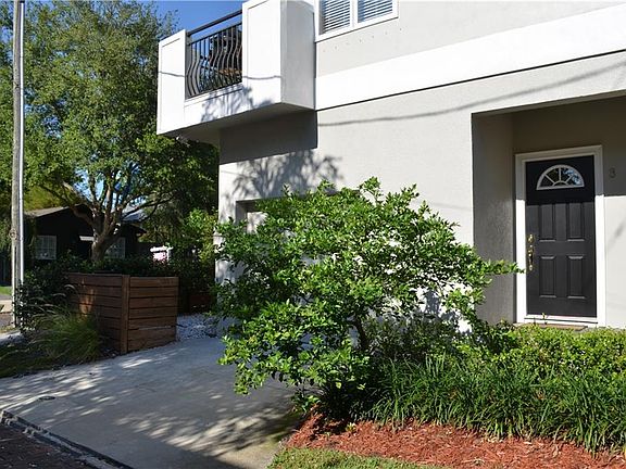 2nd image of 1052 6th St N APT 3