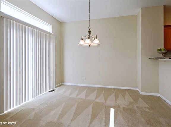 3rd image of 908 Havenshire Ct